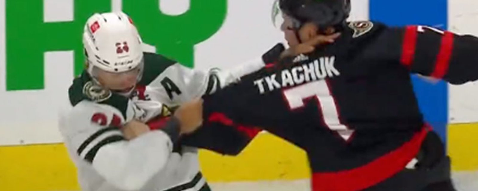 Brady Tkachuk absolutely tunes Matt Dumba up in very one sided scrap