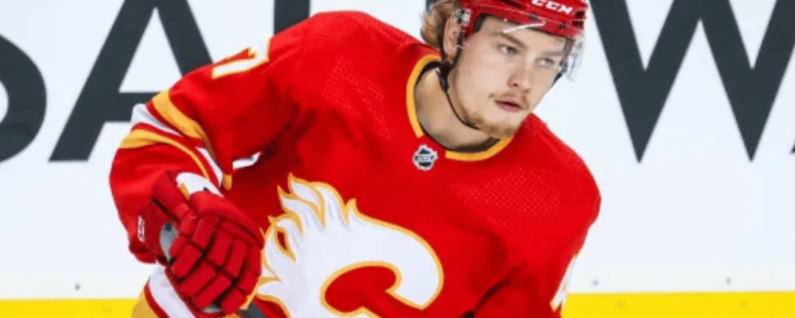 Top AHL scorer Connor Zary scores 1st NHL goal on 1st shot in Flames debut