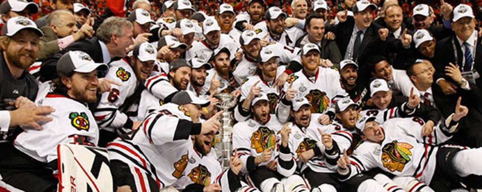 Former Blackhawks call out team in yet another controversy