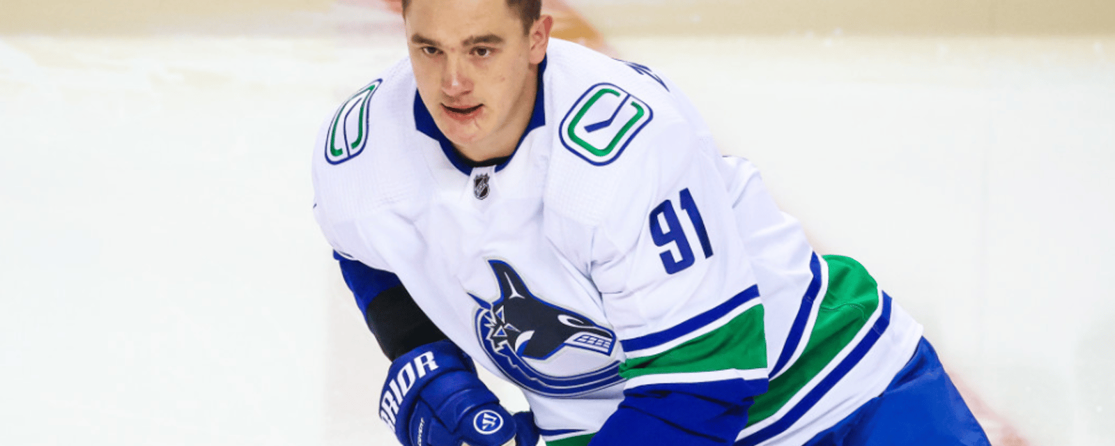 Report: Nikita Zadorov rejected extension from Canucks 