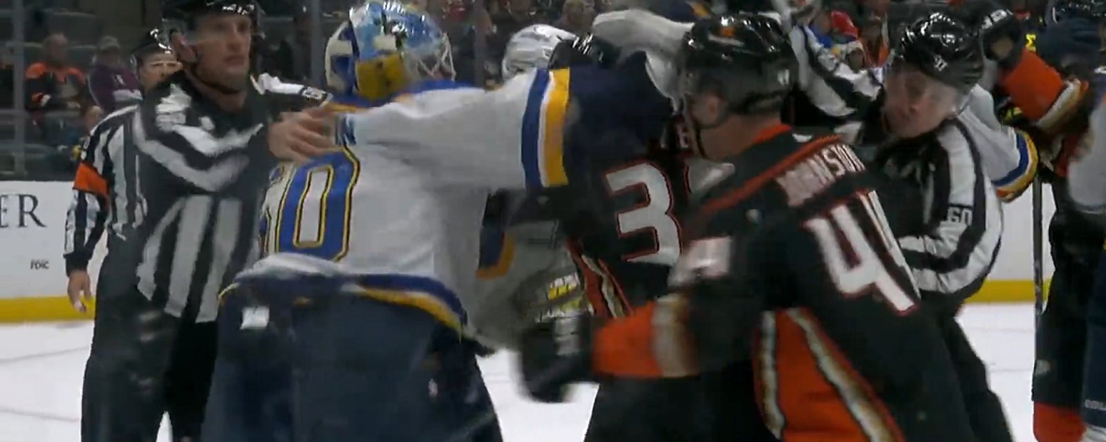 Jordan Binnington throws punches on Sunday night!