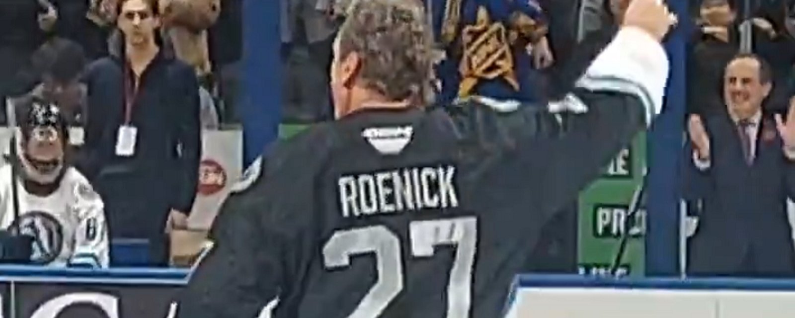 Jeremy Roenick shows of his dance moves during HHOF legends game.