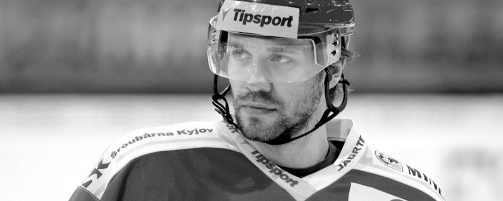 Former NHL defenseman Tomas Kloucek dies tragically at 45 years old.