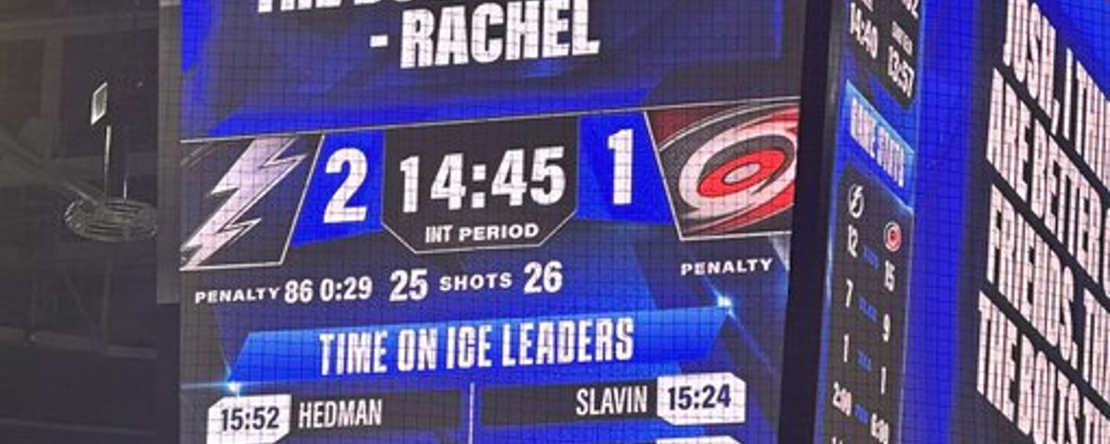 Girl named Rachel dumps boyfriend in front of everyone at Lightning’s game