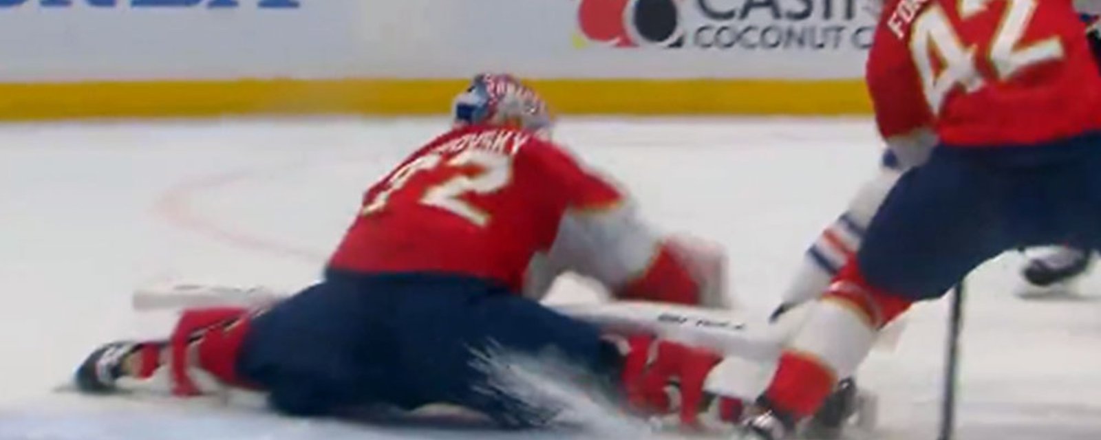 Bobrovsky makes a crazy diving save late in Game 7