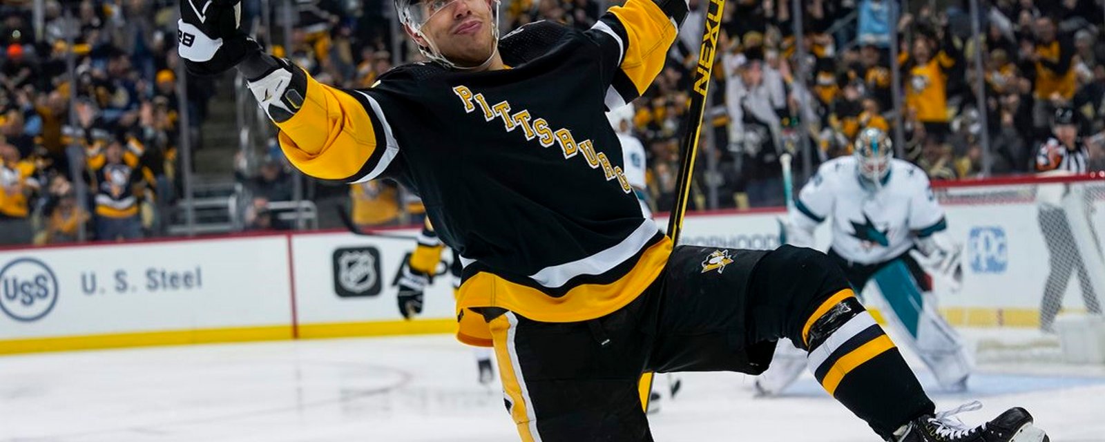 Evan Rodrigues signs a one year contract.