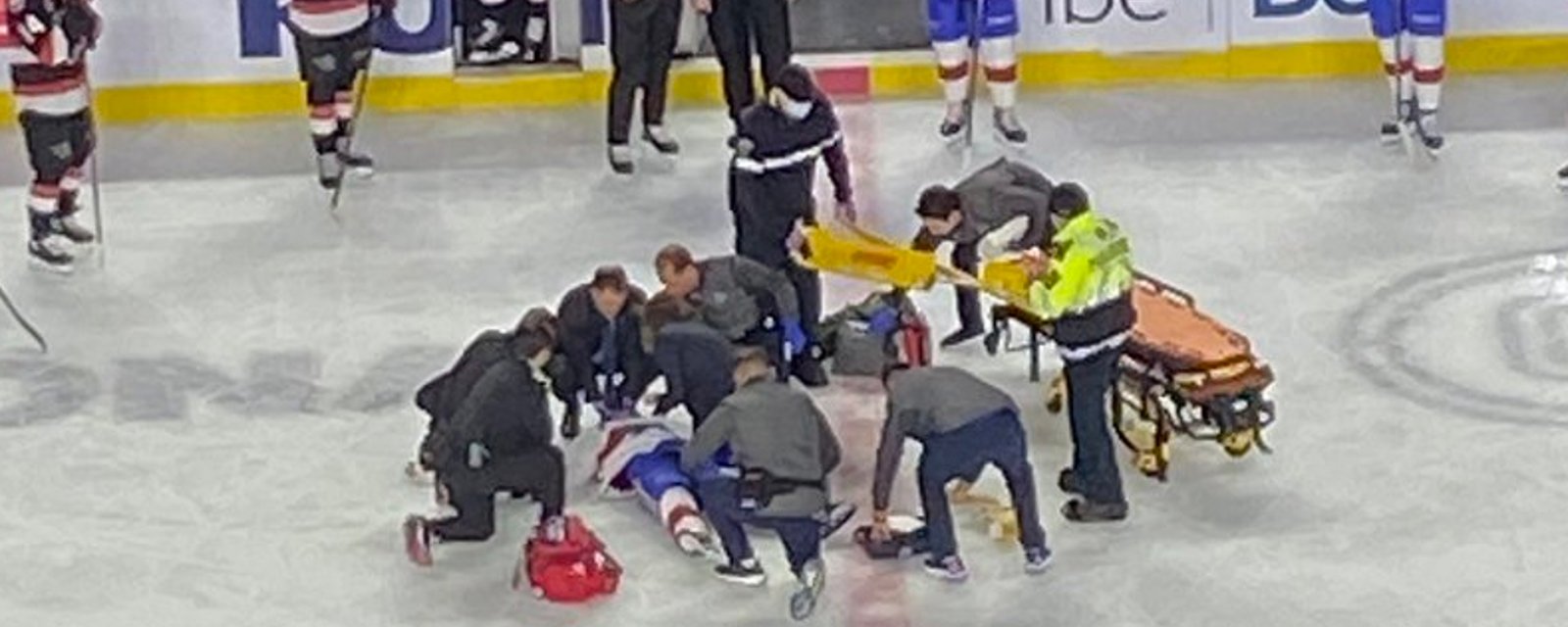 Canadiens’ prospect Xavier Simoneau leaves game on a stretcher with head wound