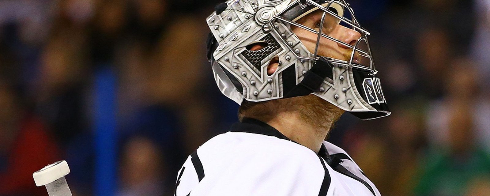 Jonathan Quick signs new deal with the New York Rangers.