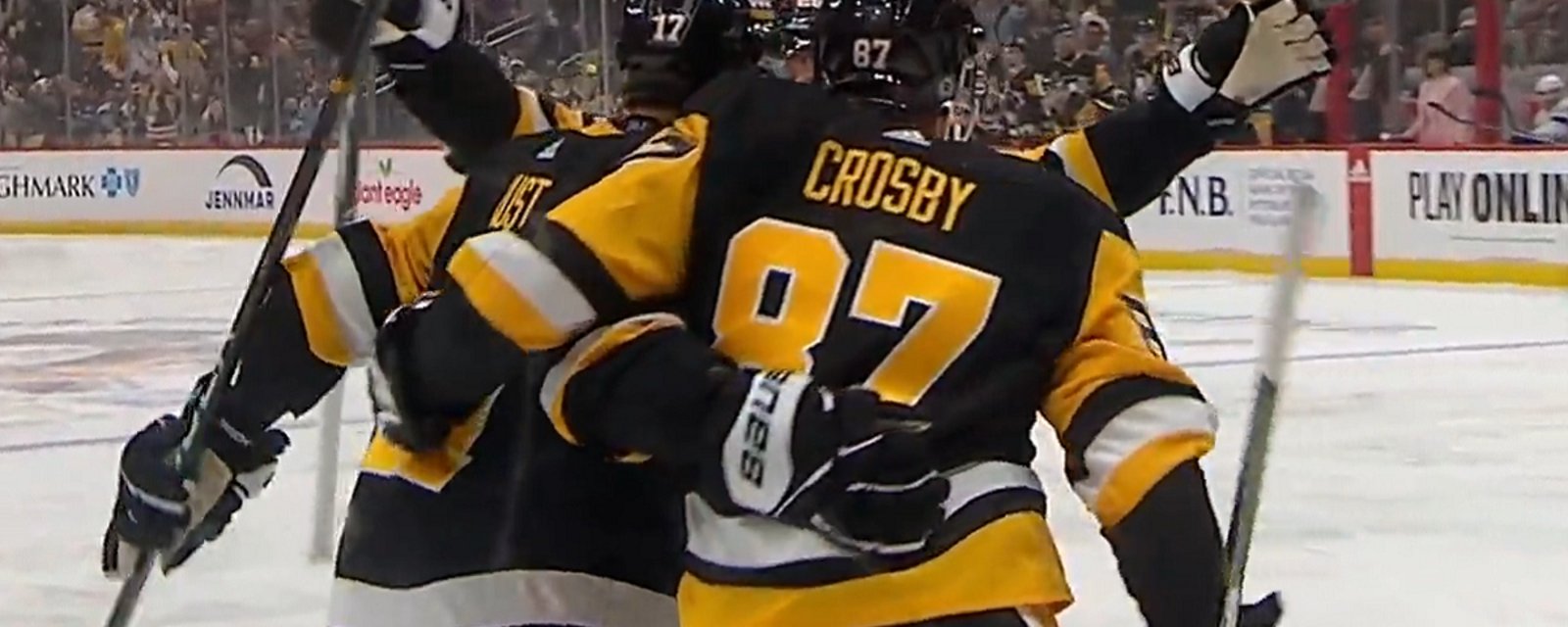 Sidney Crosby records goal #40 with the season on the line.