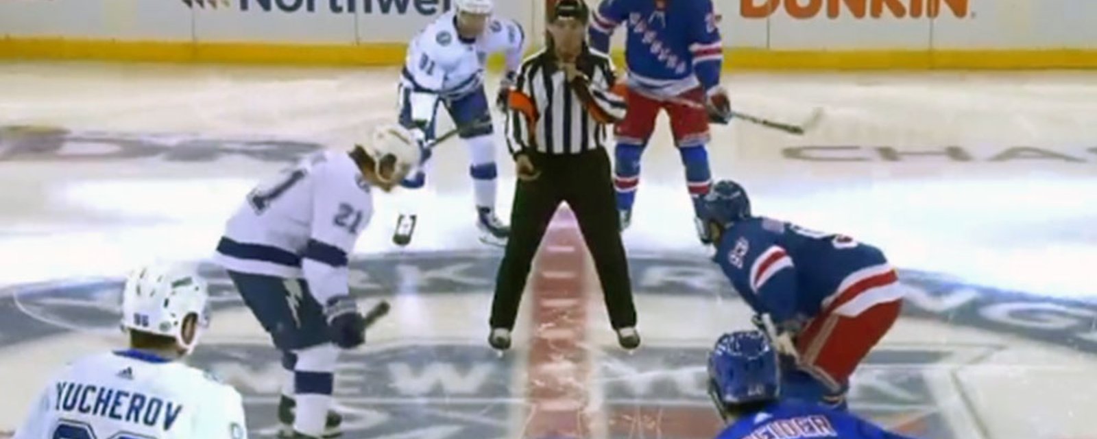 NHL kicks off the 2022-23 season in the most awkward way possible