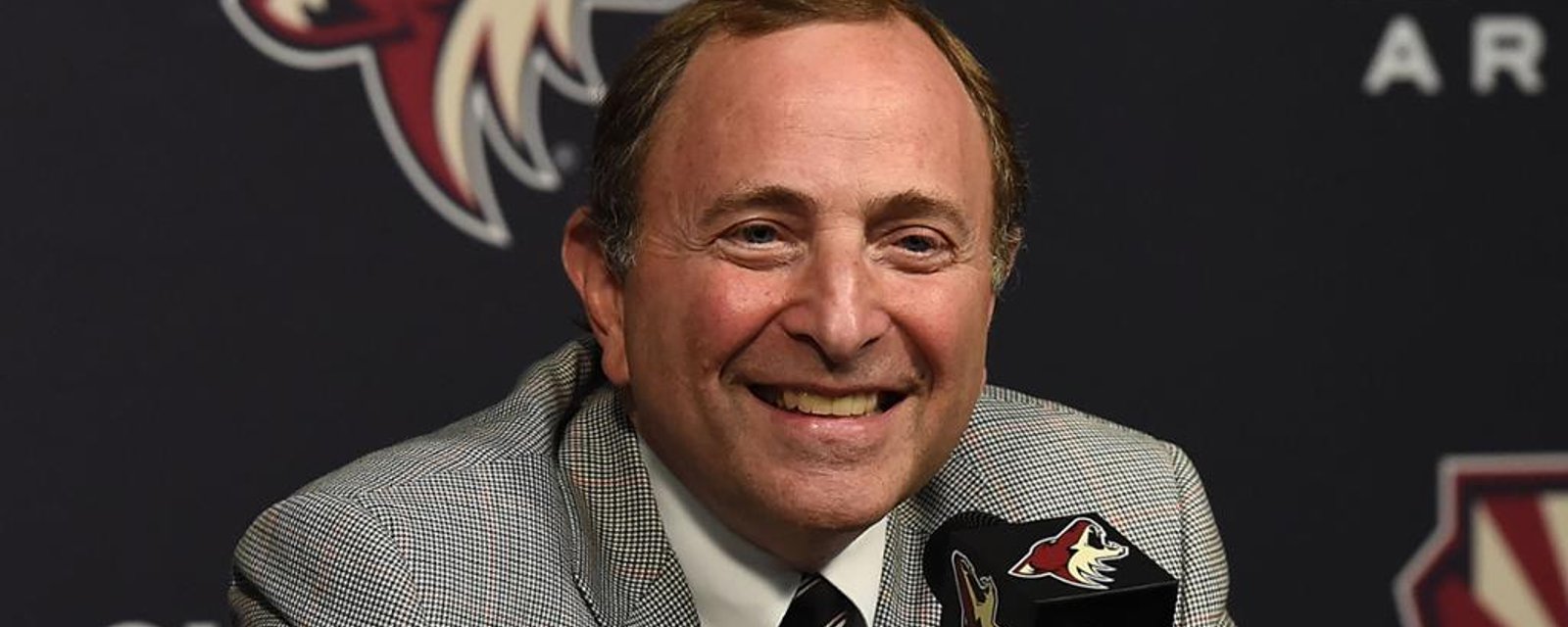 Gary Bettman may have found a way to keep the Coyotes in Arizona!