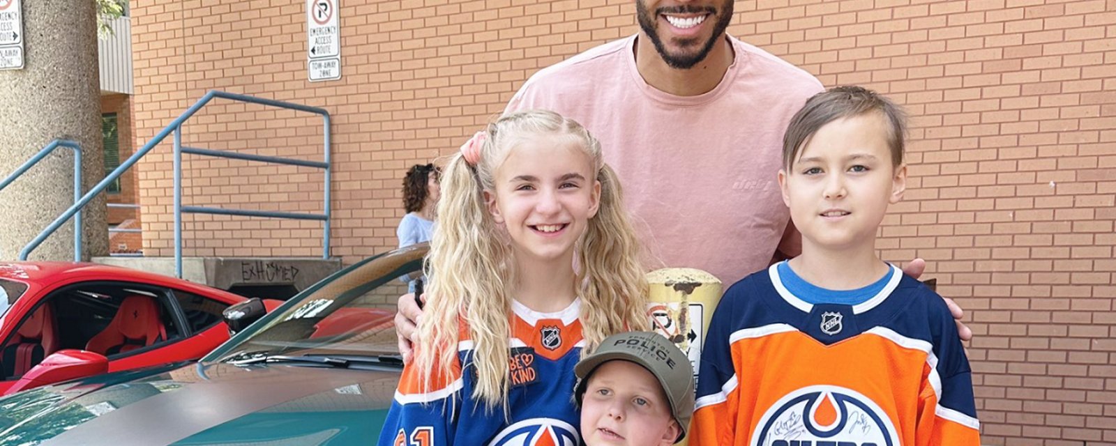 Young Oilers fan exposes Evander Kane's true colors.