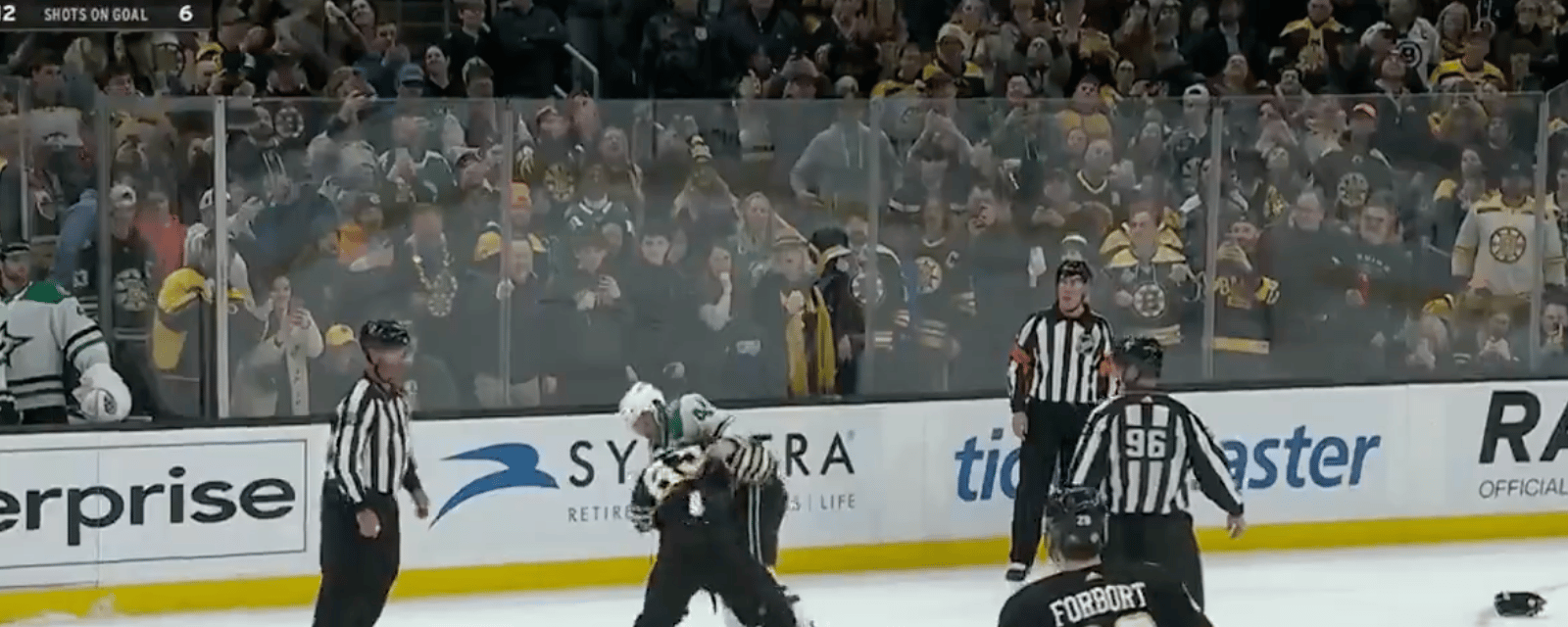 Brad Marchand drops the gloves in 1,000th game! 