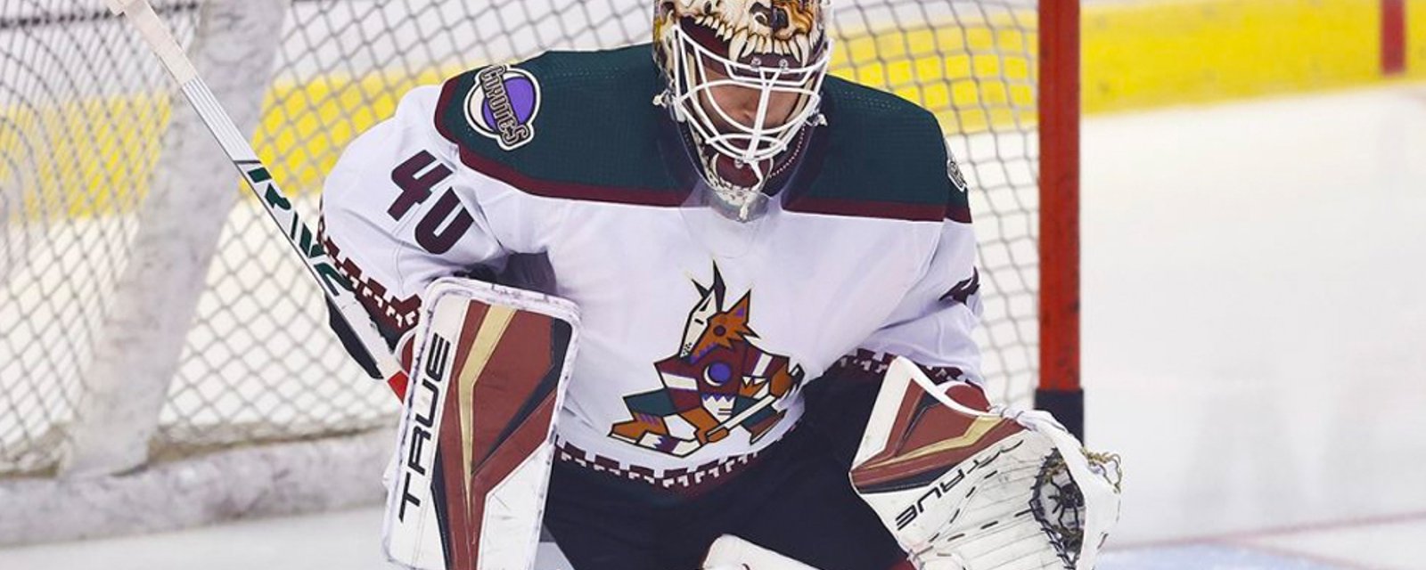 Leafs acquire Hutton from Coyotes, but the veteran goalie won't leave his former team