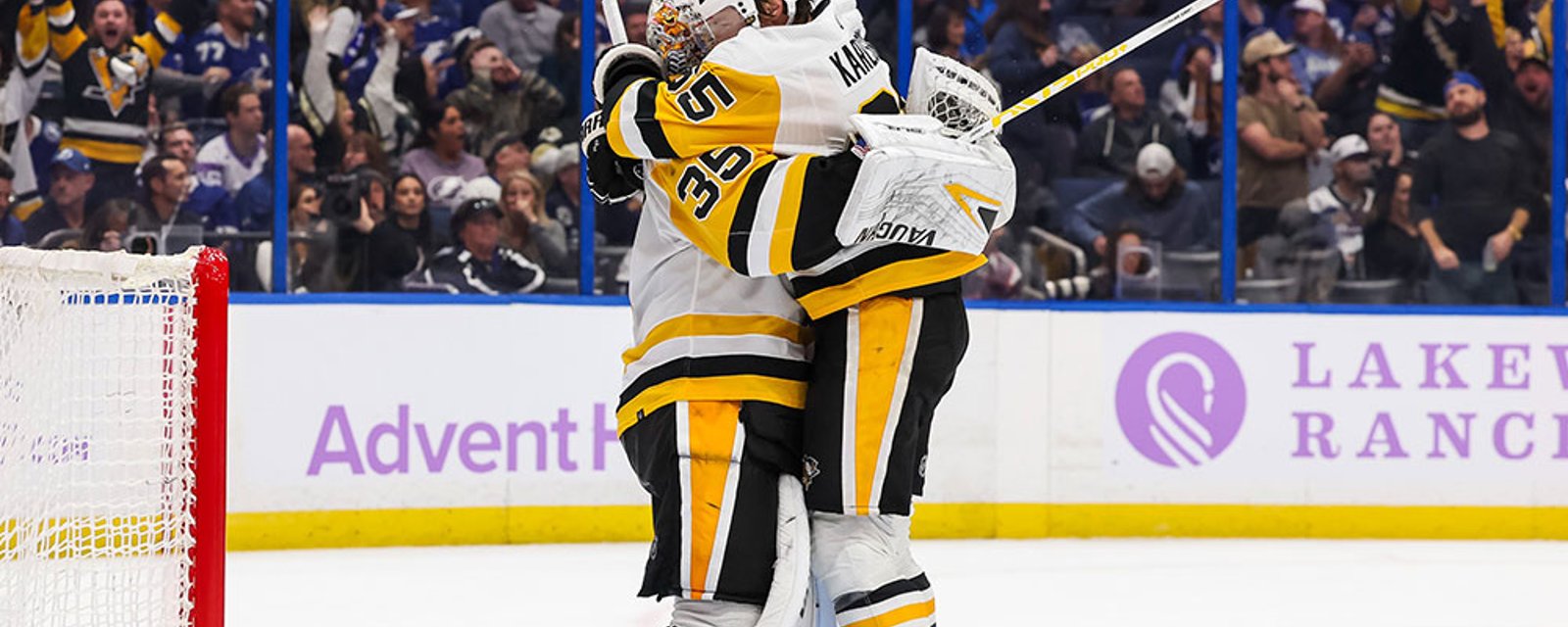 Penguins' bench goes absolutely insane as Tristan Jarry scores first goalie goal in team history