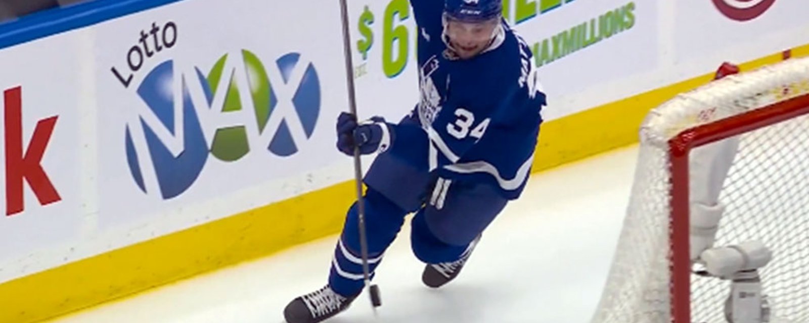 Auston Matthews goes for “The Michigan” lacrosse goal but gets shut down with a beautiful save!