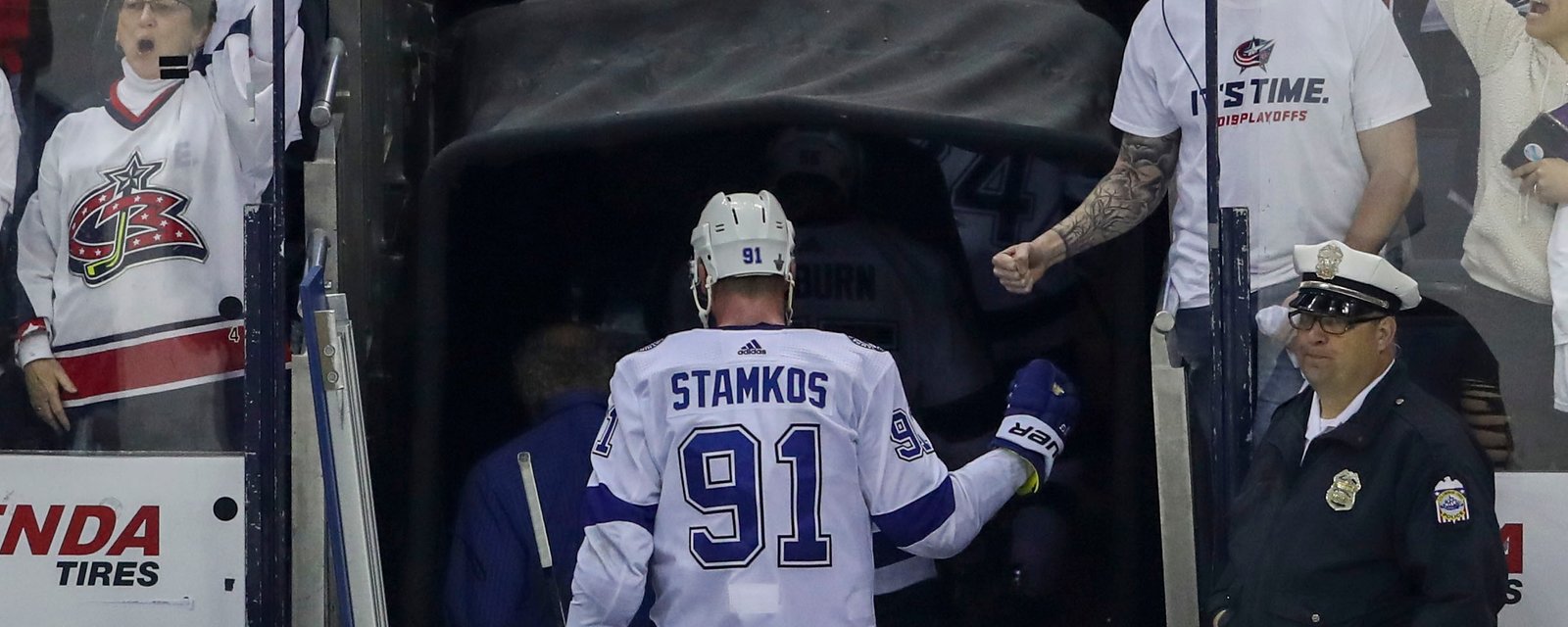Steven Stamkos late scratch in game for amazing reason