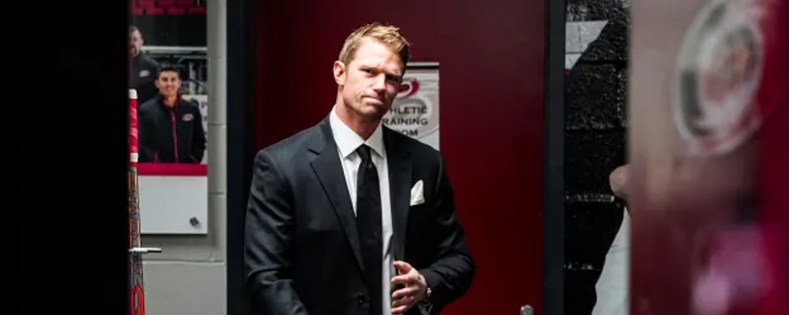 Eric Staal is back in the NHL!