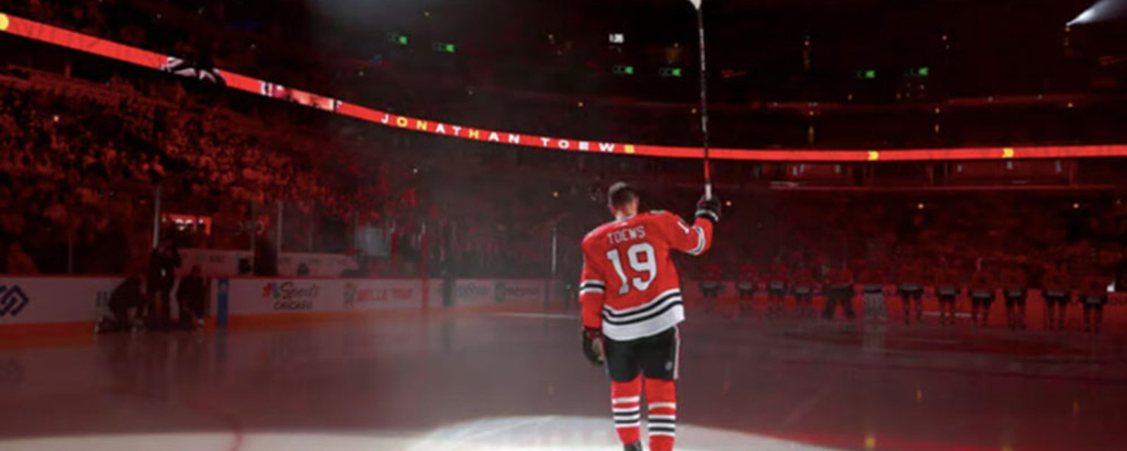 An emotional Jonathan Toews salutes the crowd in his final game as a Blackhawk