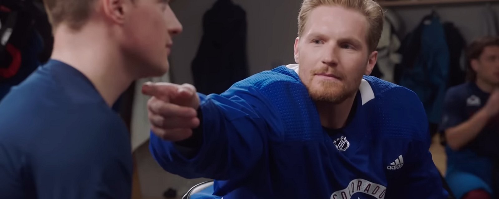Gabriel Landeskog roasts Cale Makar in 'Trash Talk' bloopers. HockeyFeed