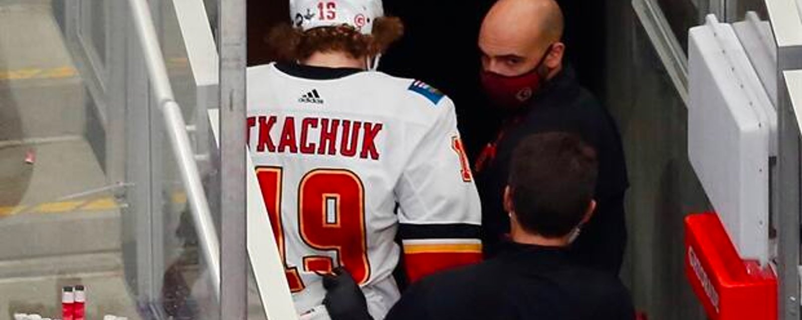 Matthew Tkachuk officially informs the Flames he wants out 