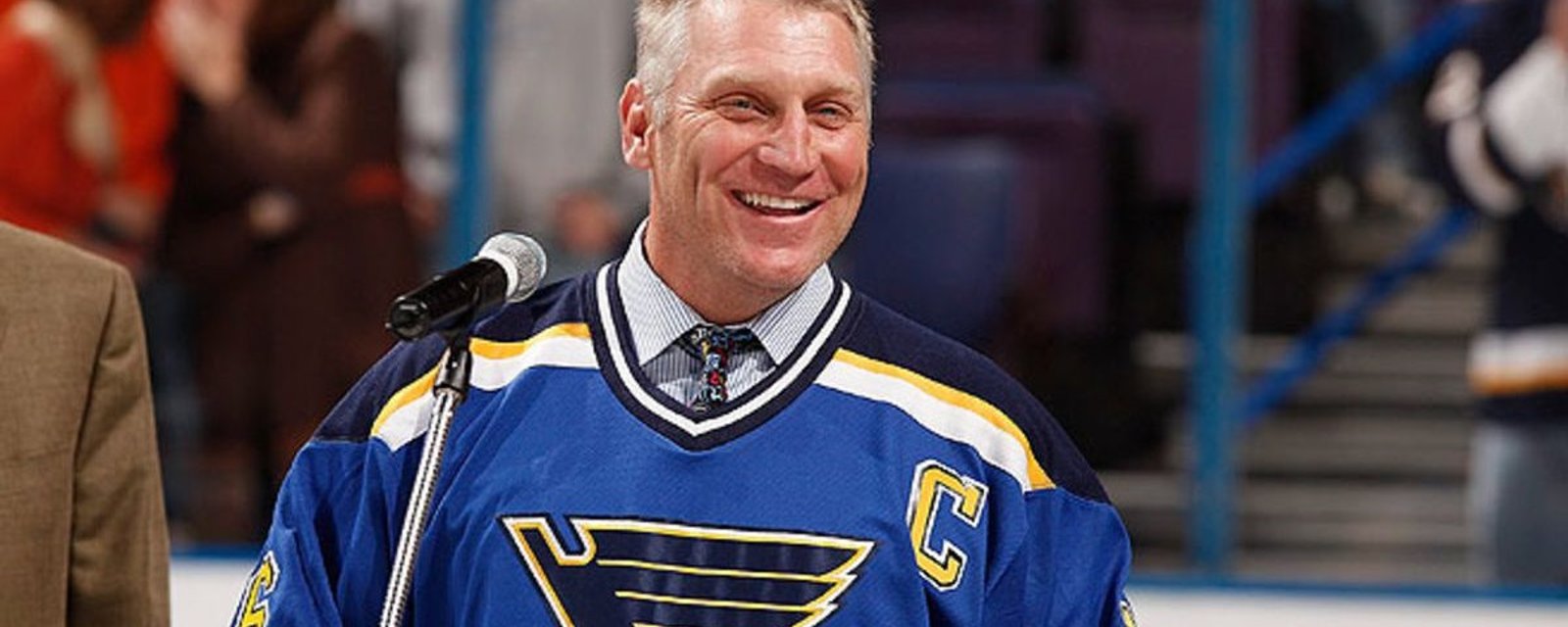 Brett Hull sends Alex Ovechkin a message.