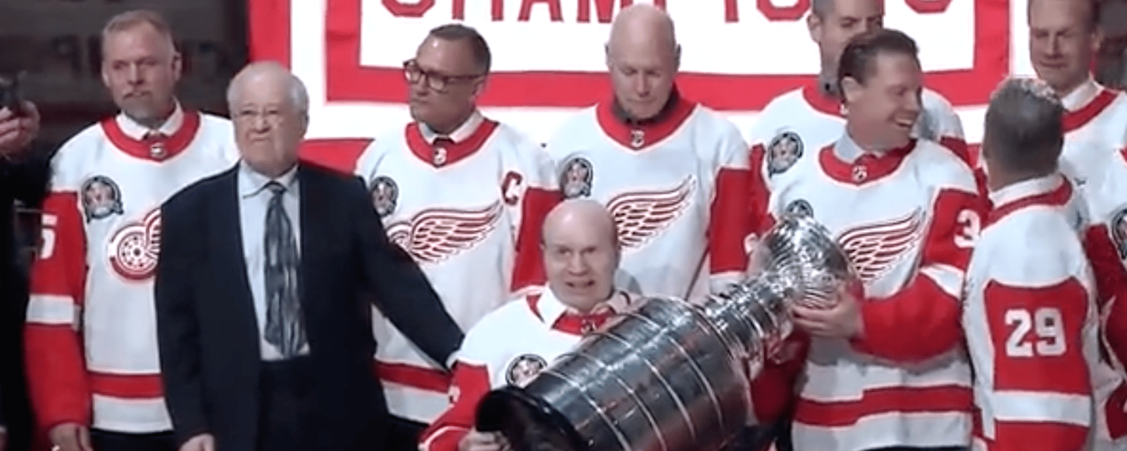 Red Wings legends sound off on 1997 Cup reunion