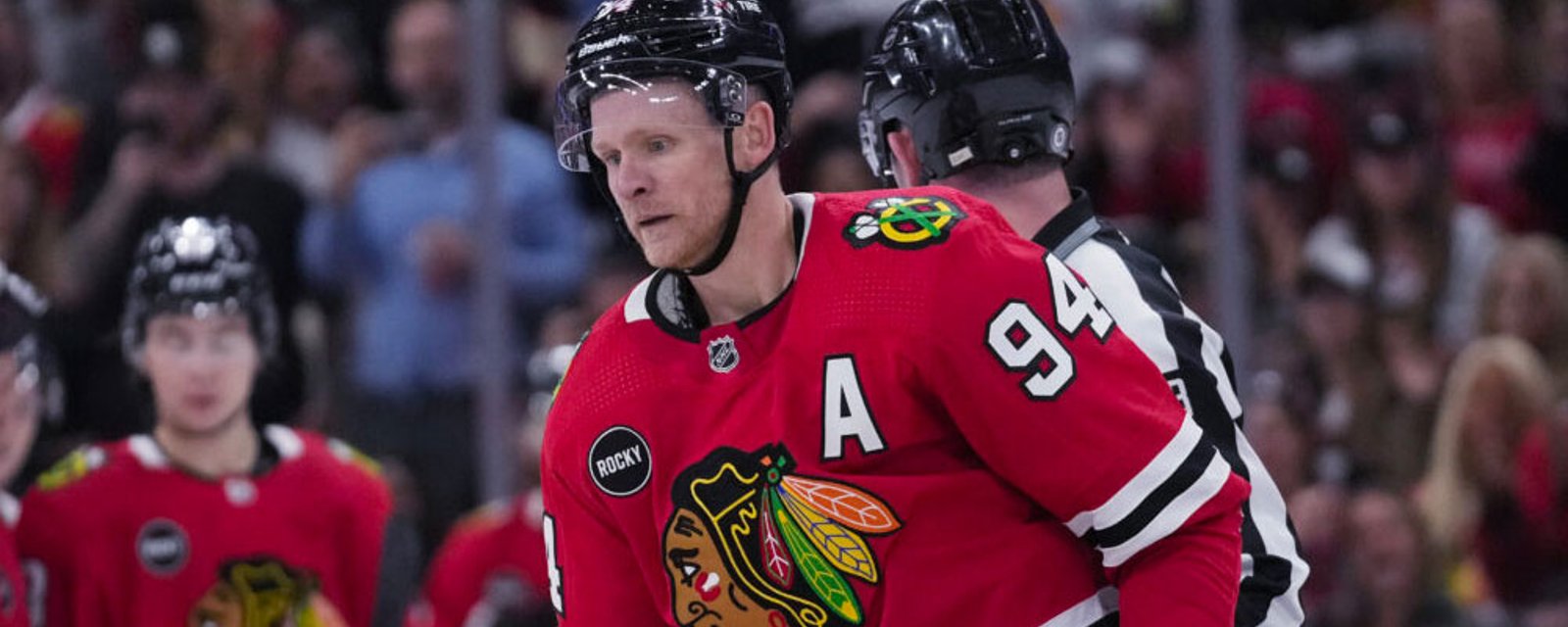 Blackhawks officially name Corey Perry's replacement