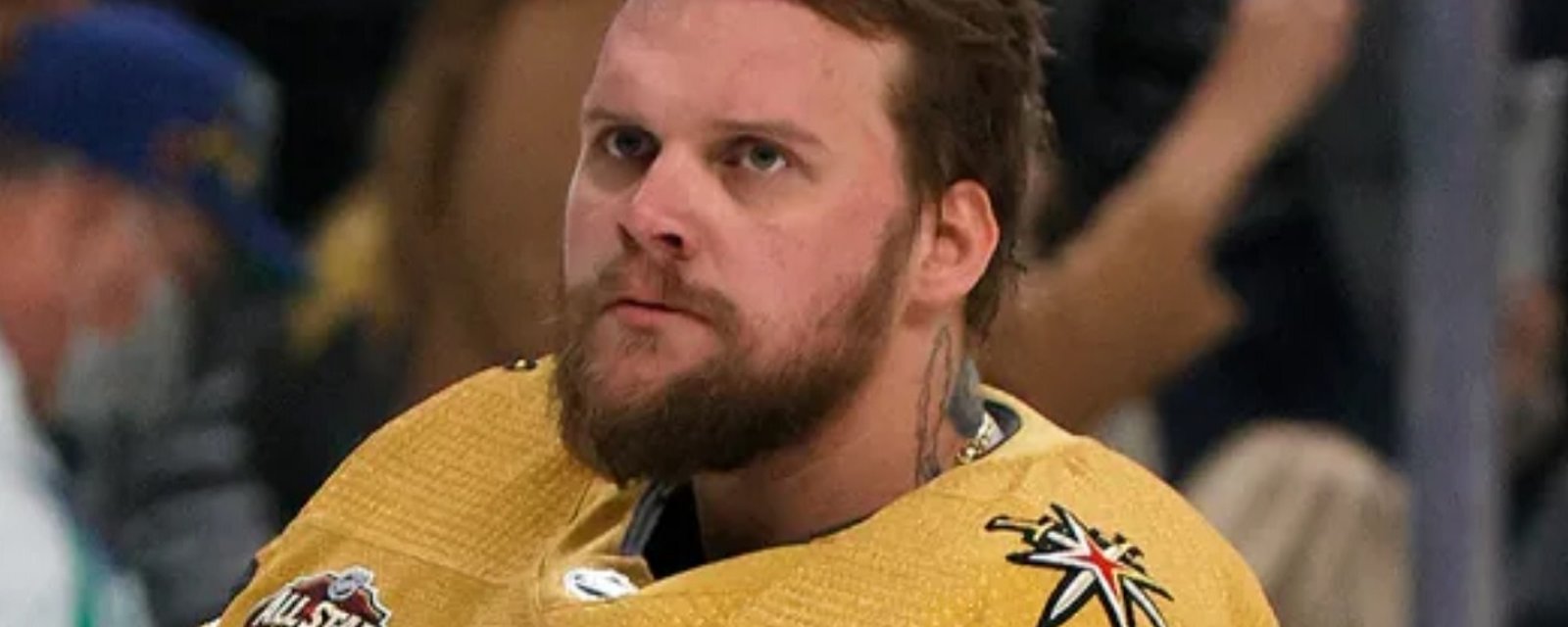 Robin Lehner posts terrifying messages on Friday night.