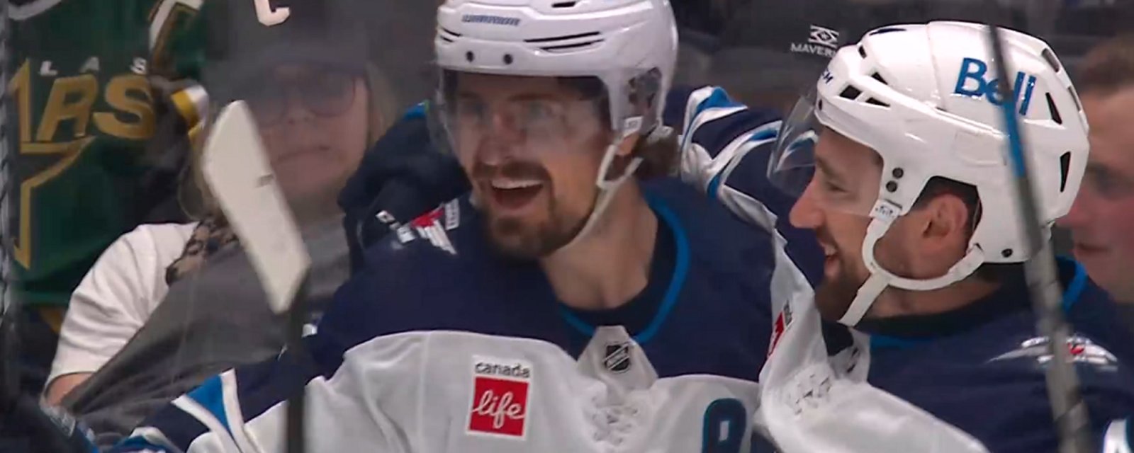 Mark Scheifele honors his late father with a goal in Game 6.