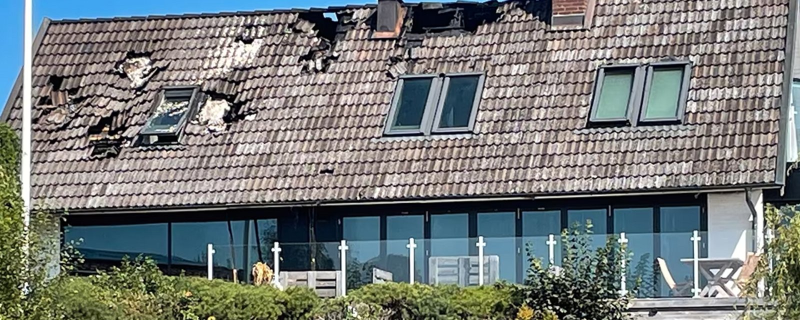 Hampus Lindholm's home destroyed in a fire.