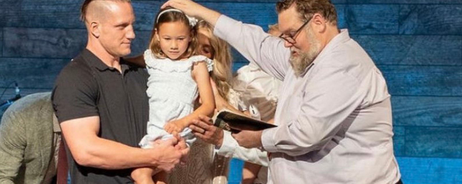 Jack Johnson may have given his 3 children hockey-themed superpowers.