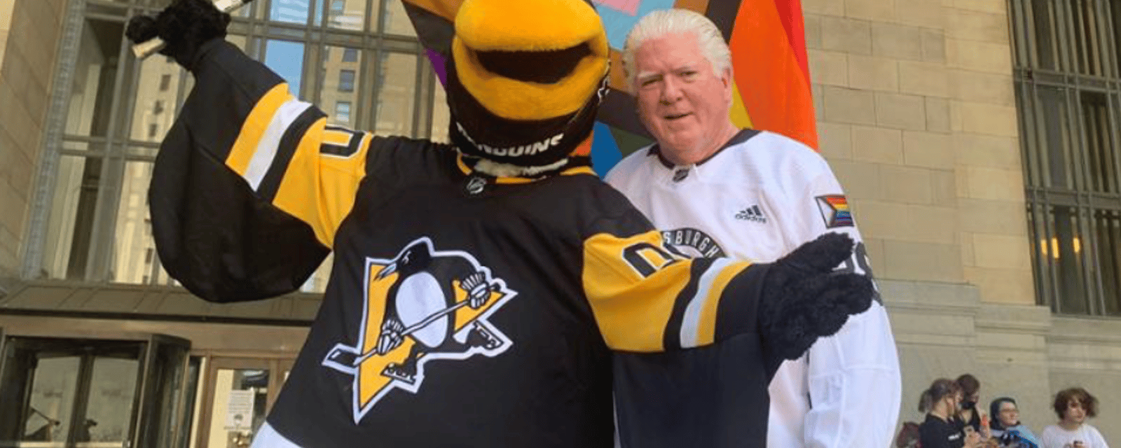 Brian Burke issues statement after being fired by Penguins 