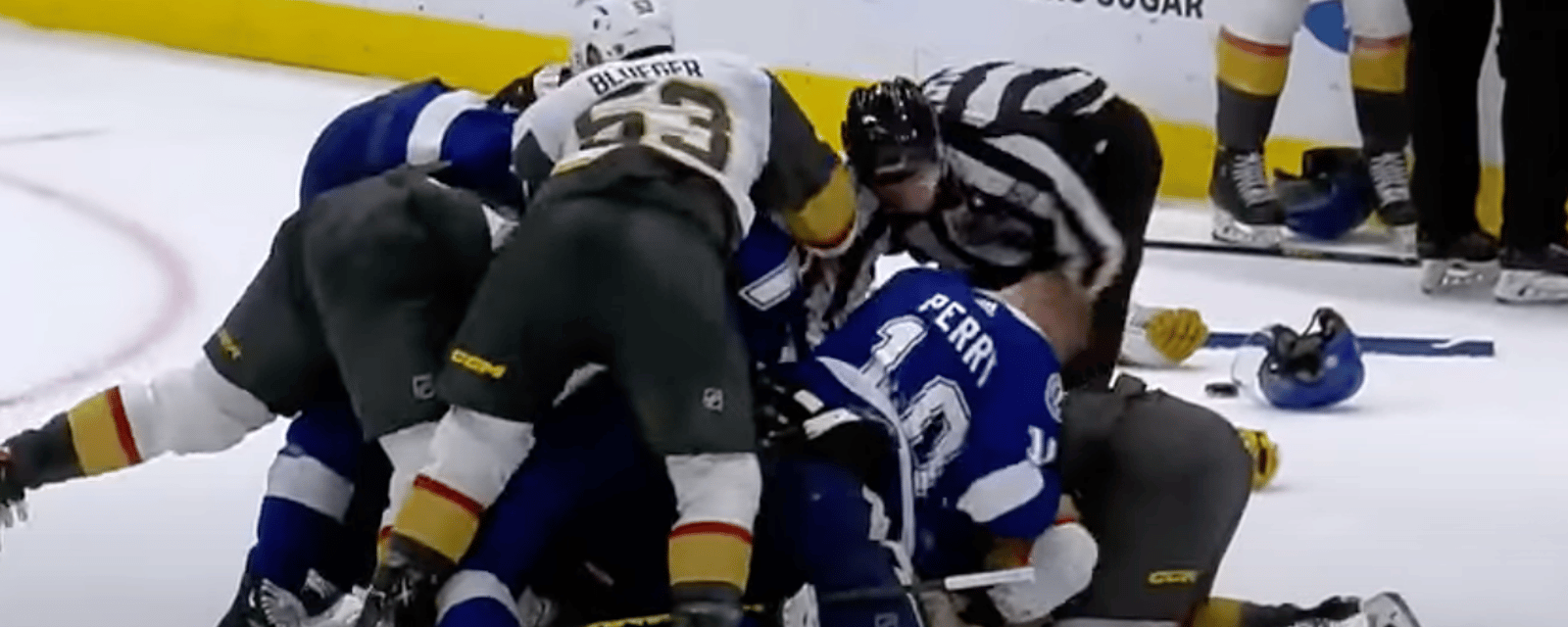 Insane brawl breaks out between Lightning and Golden Knights 