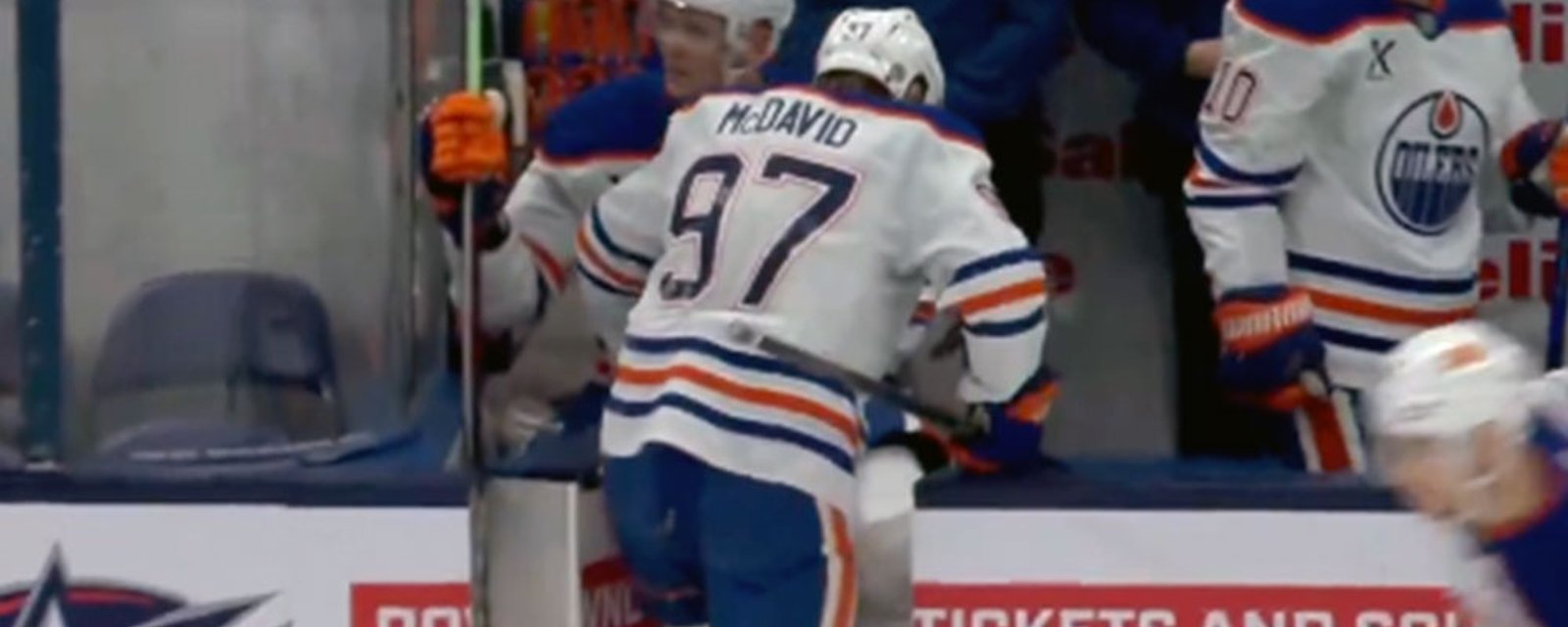 Disaster strikes for Edmonton as Connor McDavid suffers injury and leaves the game tonight