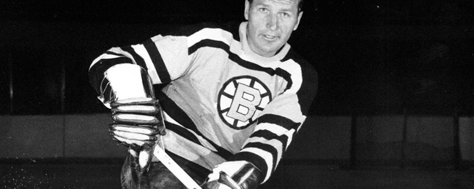 Bruins, Red Wings and Blackhawks announce the passing of longtime forward