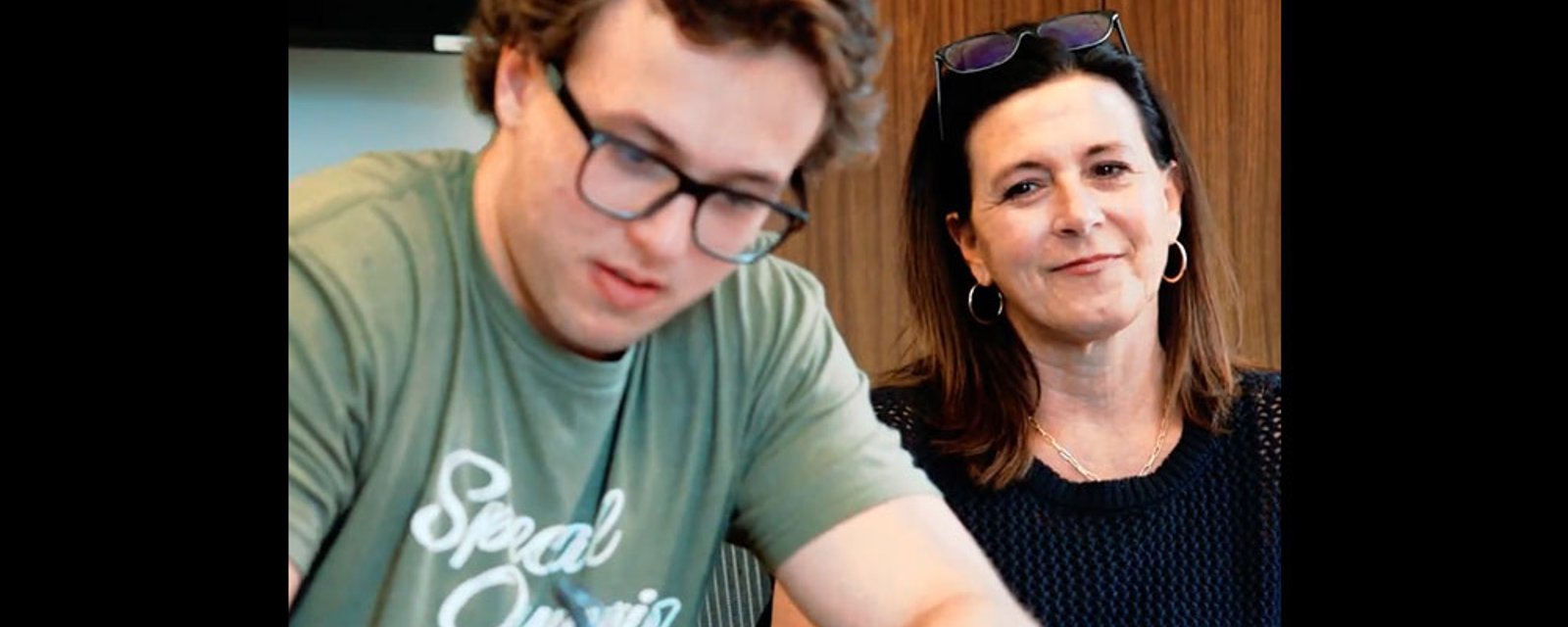 An emotional look at Brock Faber signing his new contract alongside his parents