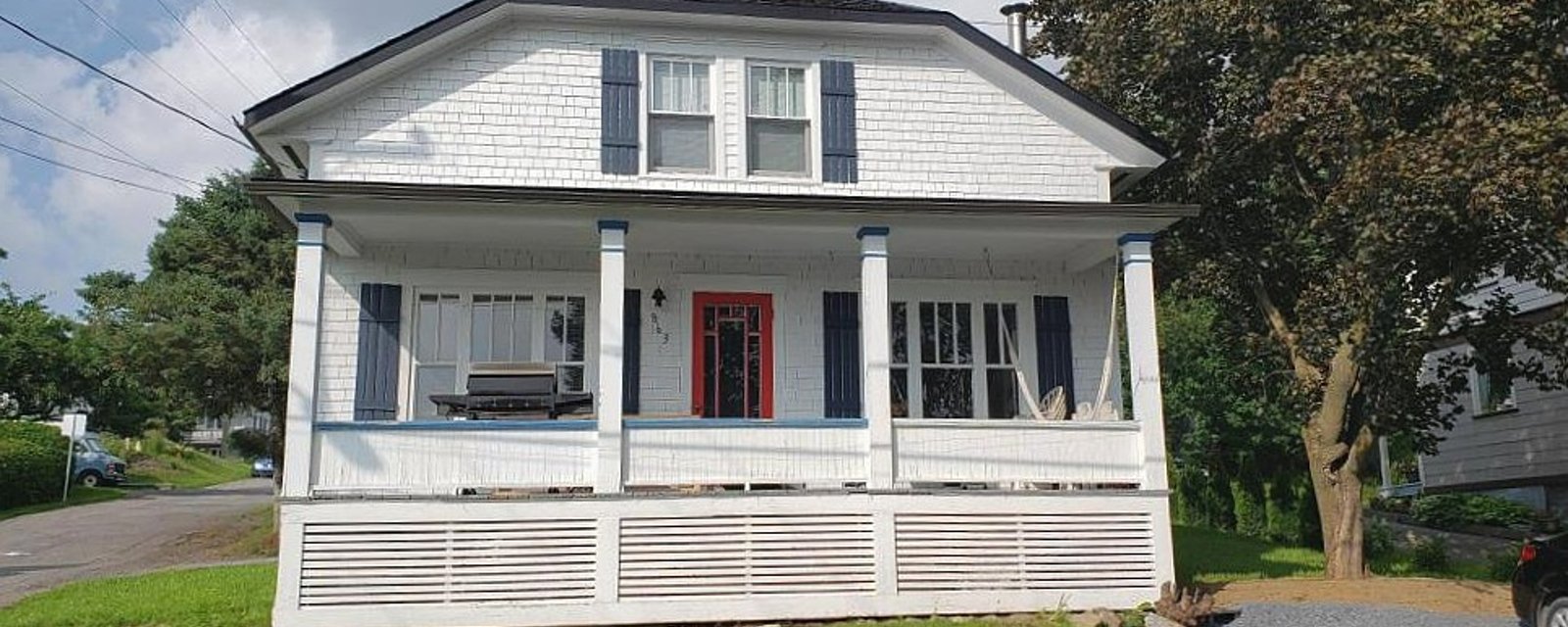 Coquette maison de 3 chambres aux chaleureux planchers en bois à vendre pour 179 500$
