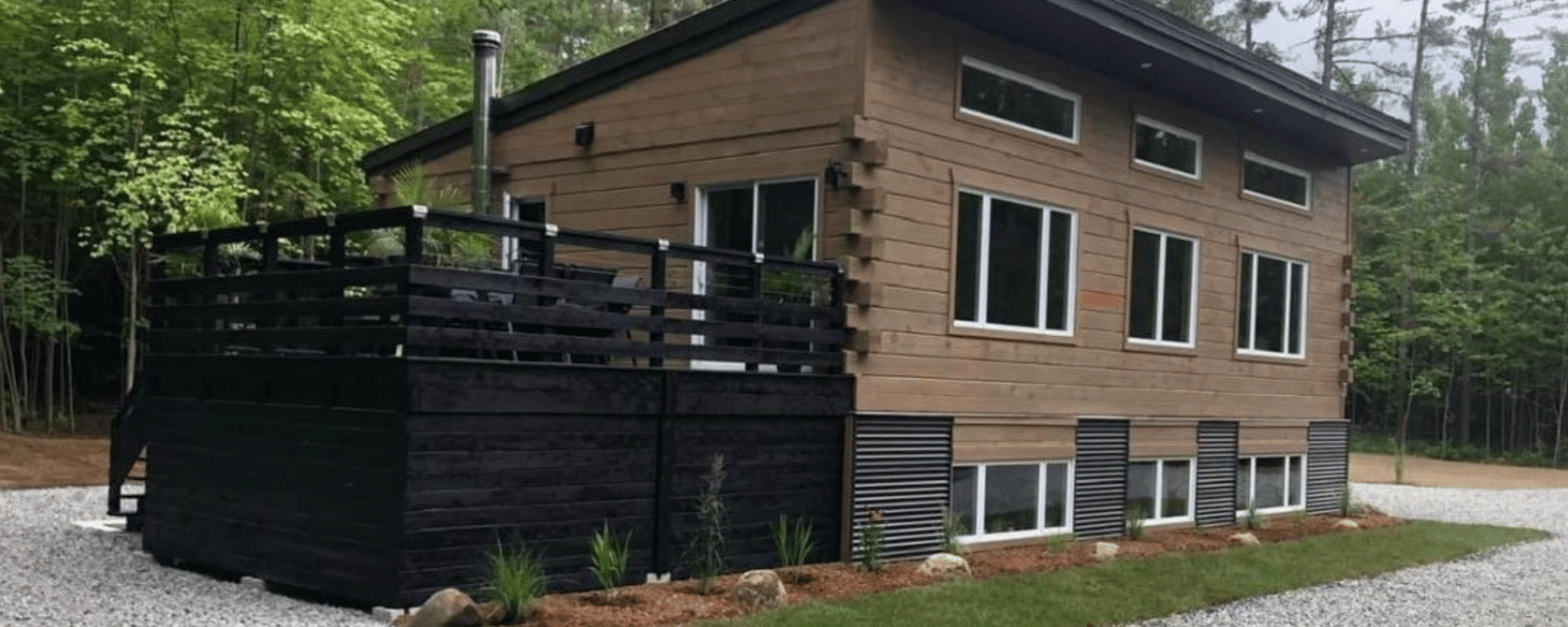 Chalet moderne au bord de la rivière parfait pour s'évader en famille ou en tre amis