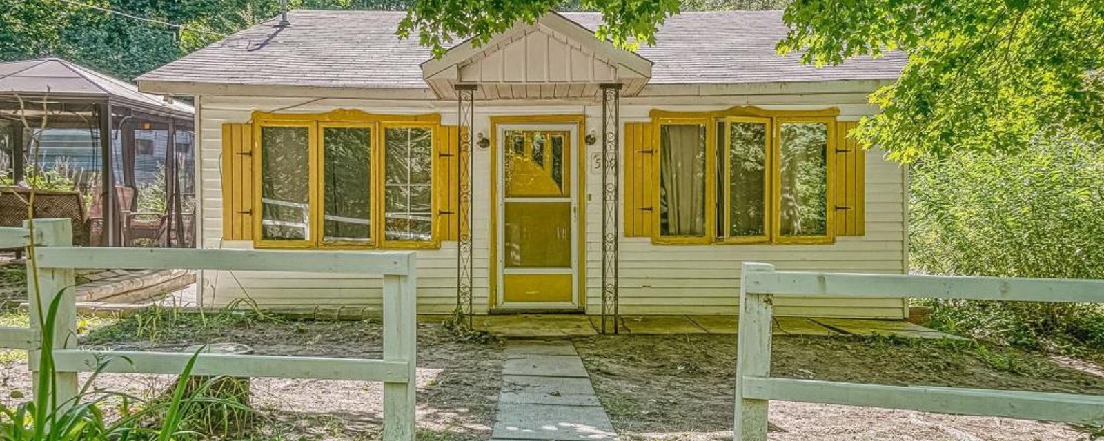 2e baisse de prix! Maisonnette de 4 chambres à vendre pour 189 900$