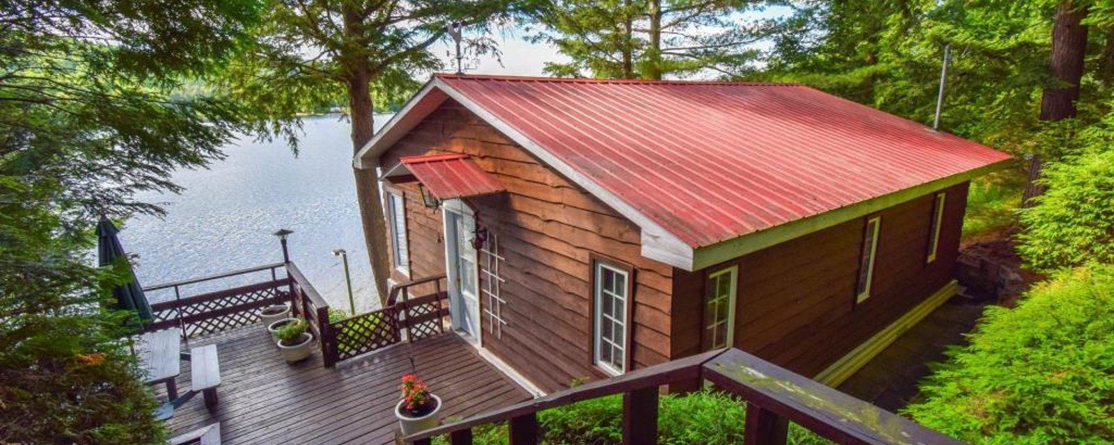 Vue panoramique, couchers de soleil et séjours apaisants vous attendent dans ce chalet meublé de 3 chambres