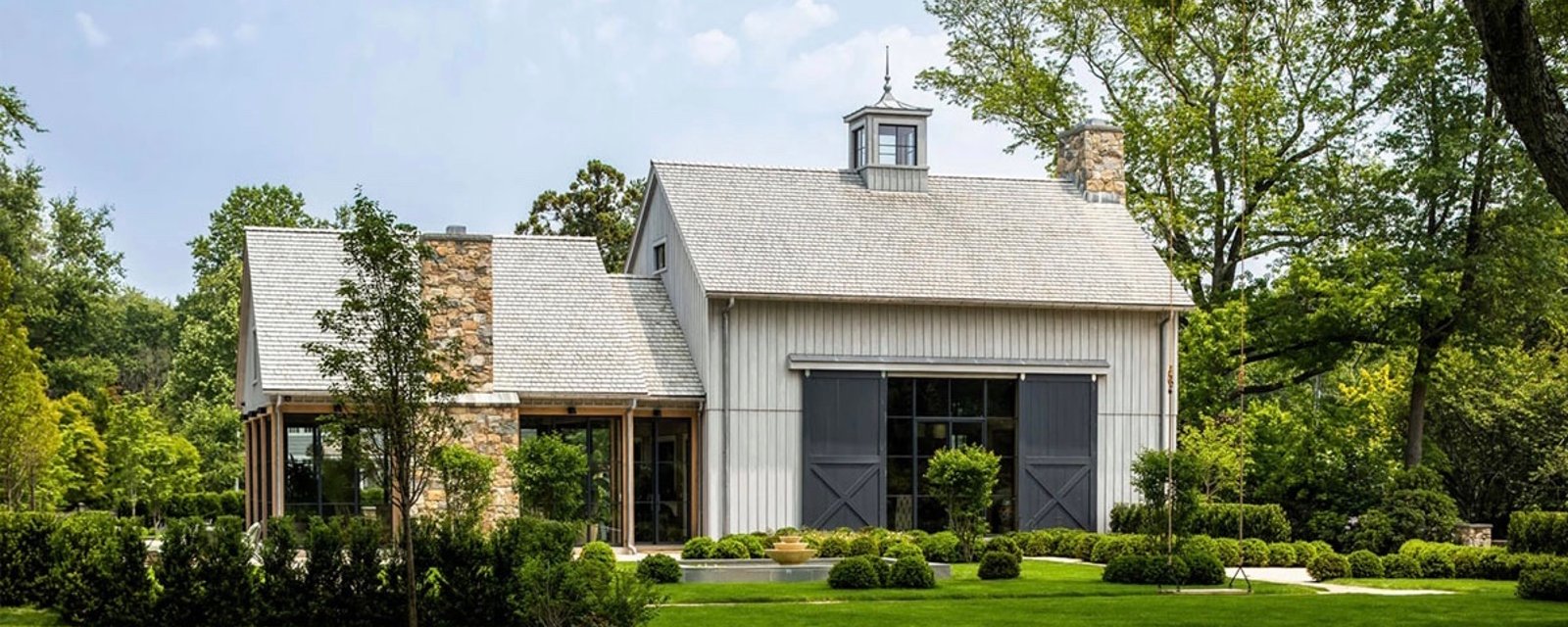 Impressionnante transformation d’une grange en maison au design unique