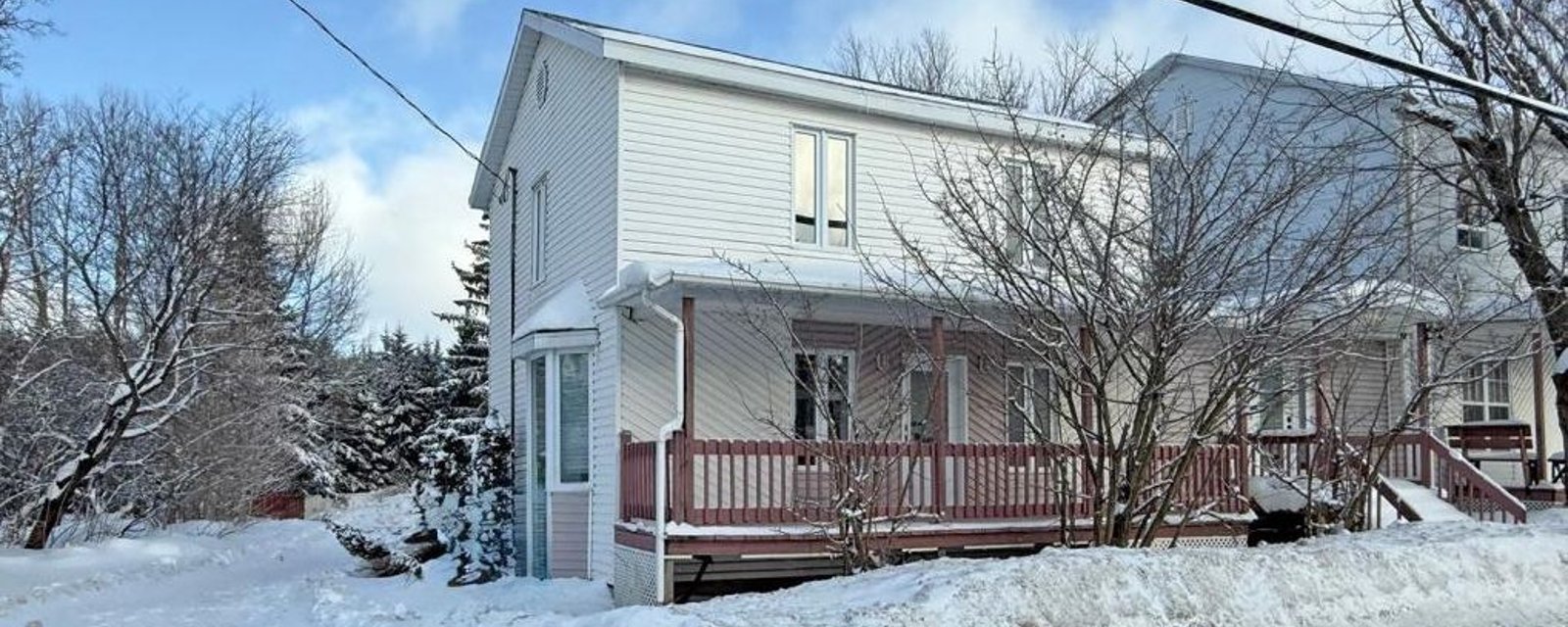 Petit prix, gros potentiel pour cette propriété rénovée à vendre pour 149 900 $