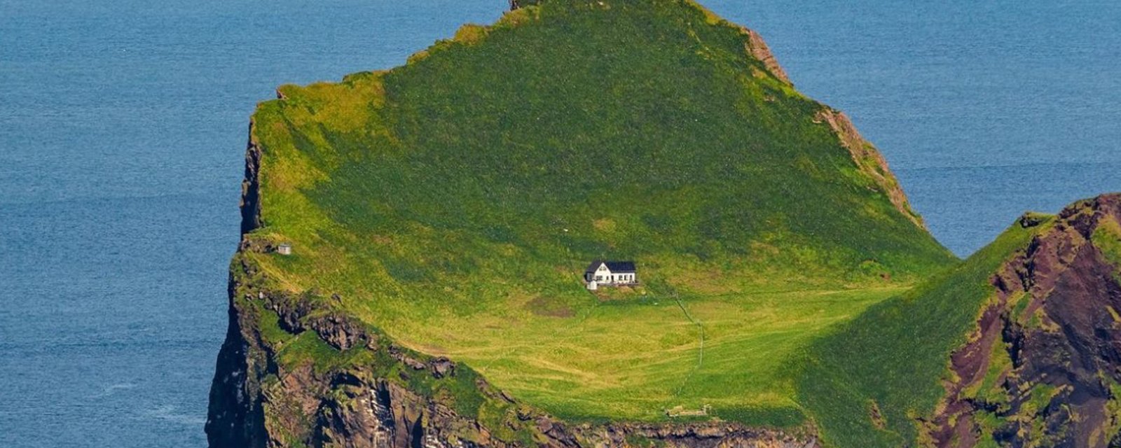 Avez-vous entendu parler des rumeurs à propos de cette fameuse maison isolée sur une île?