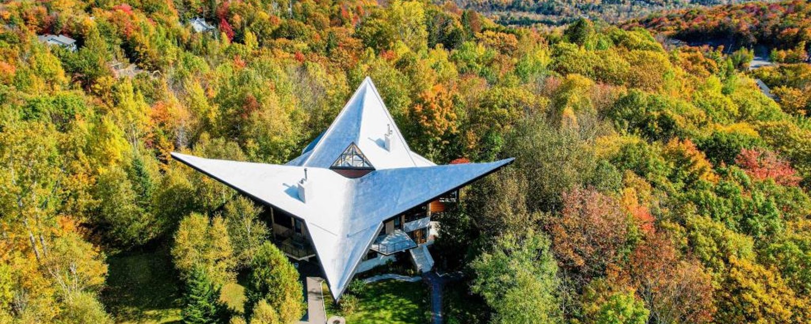 Unique au Québec! Ancien centre de ski converti en spectaculaire propriété résidentielle