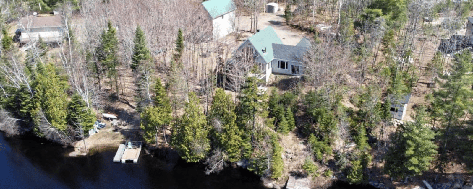 Superbe maison au bord de l'eau pour les amateurs de nature et d'air frais