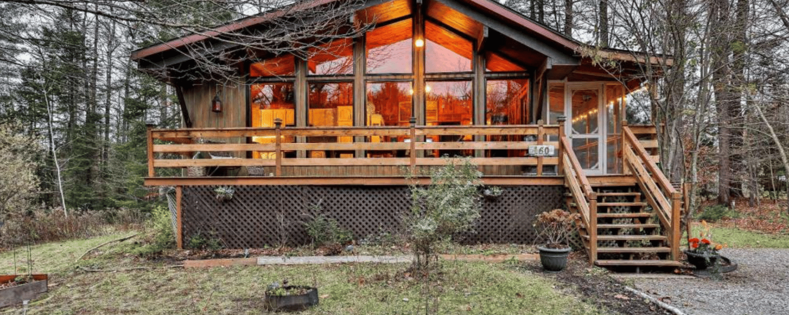 Superbe chalet rénové à vendre en plein coeur de la nature à proximité du lac Raymond