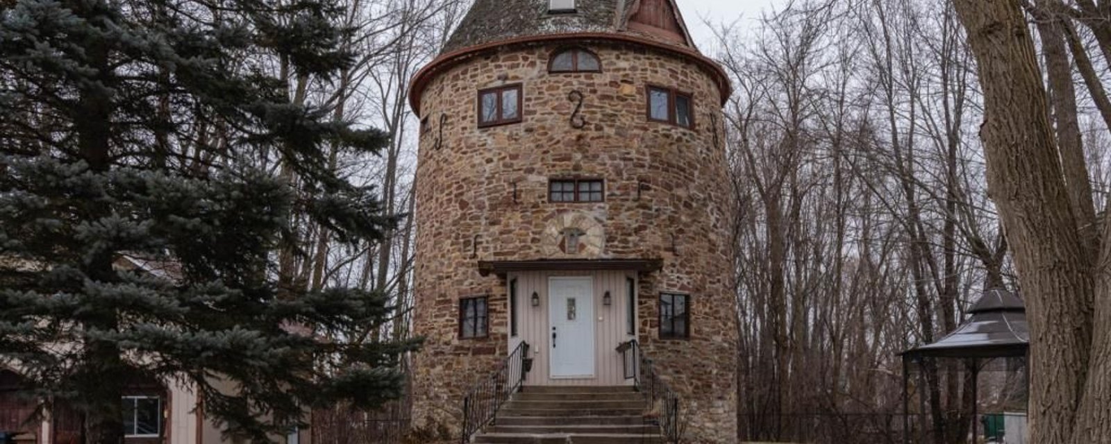 Perle rare reconstruite à partir des pierres d'un moulin ancestral datant de 1767