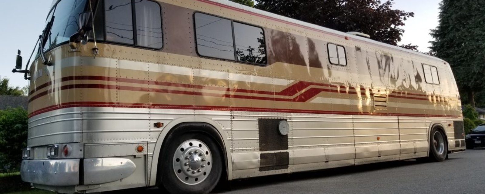 Partez sur la route dans cet autobus transformé à vendre pour 77 000 $