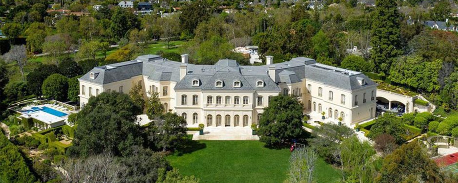 On demandait 165 millions de dollars pour ce palace de 123 pièces de Los Angeles